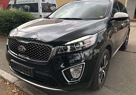 Kia Sorento 2,2 CRDi AWD Platzwunder mit Power & Komfort