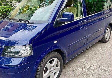 VW T5 Multivan Volkswagen Multivan Highline Autm.