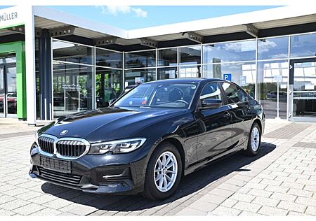BMW 320 d Navi Digitales Cockpit LED Klimaautom. SHZ