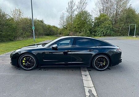 Porsche Panamera 4 2.9 V6 Turbo E-Hybrid 21Zoll/Panoram