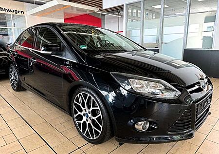 Ford Focus 1.6 TITANIUM *NAVI+KLIMAAUT+KAM+18'ALU*