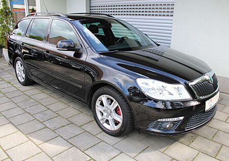 Skoda Octavia Combi 2.0 TSI RS Leder Xenon Navigation Sitzhzg PD