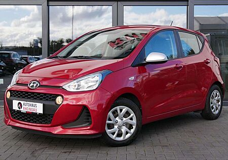 Hyundai i10 1,0 Black Line SHZ! KLIMA!