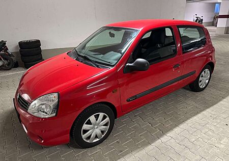 Renault Clio II Campus Authentique