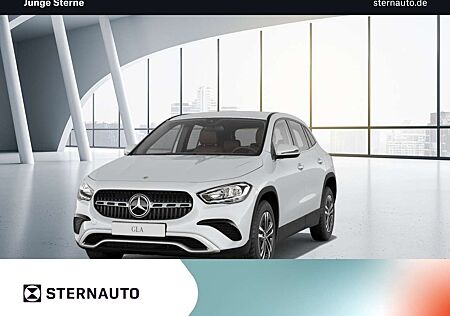 Mercedes-Benz GLA 200 AMG Premium Distro Pano AHK Night Guard