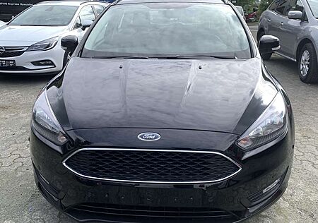 Ford Focus Turnier 1.0 EcoBoost Start-Stopp-System COOL