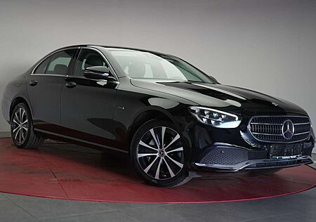 Mercedes-Benz E 300 de 4Matic 9G-Tronic Avantgarde Navi/Distro