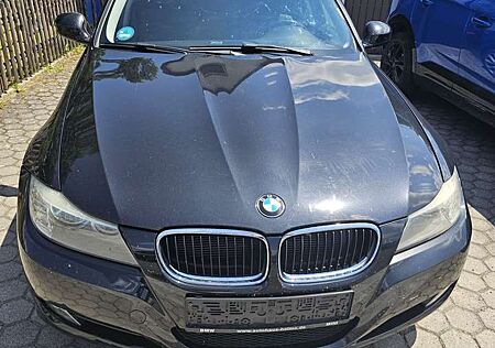 BMW 318d 318 DPF Touring Edition Lifestyle
