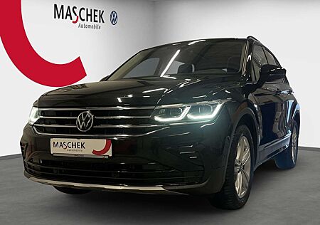 VW Tiguan Volkswagen Urbon Sport 2.0 TDI Matrix Pano HUD VC DAB RearVie
