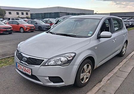 Kia Cee'd Ceed / Vision*2.HAND*AHK*SR+WR*