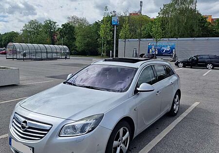 Opel Insignia 2.0 CDTI Sports Tourer Automatik Sport