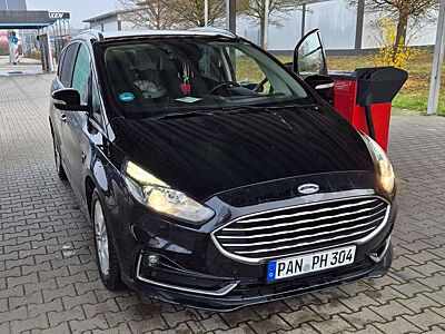 Ford S-Max S-Max Diesel 2.0 EcoBlue TITANIUM