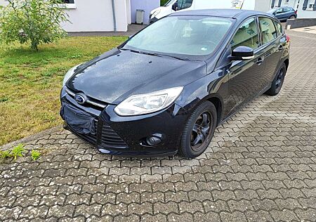 Ford Focus 1.6 TDCi DPF Trend