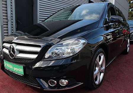 Mercedes-Benz B 180 SPORTPAKET AUTOMATIK LEDER GRAU 17ZOLL 1Hd