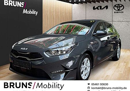 Kia Cee'd Ceed / 1.5T DCT7 Vision +Komfort-Paket Navi Kamera