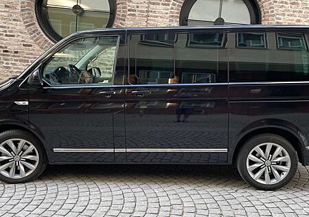 VW T6 Multivan Volkswagen Multivan DSG Kurz 4MOTION Highline