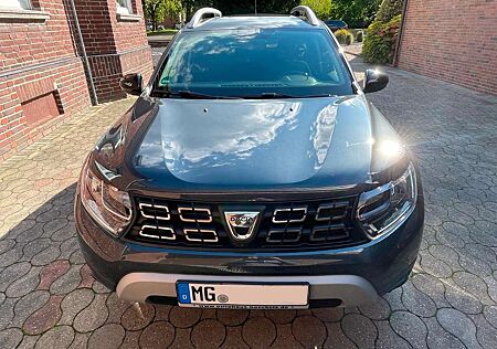 Dacia Duster TCe 100 2WD Celebration