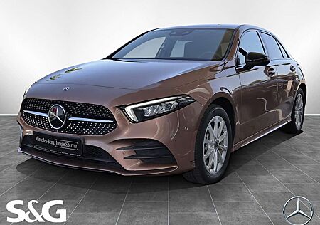 Mercedes-Benz A 250 e AMG CARPLAY+DISTRONIC+MBUX+KAMERA+17"