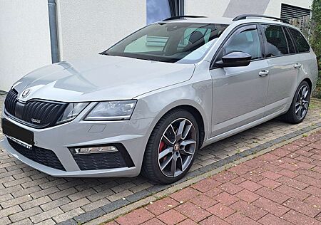 Skoda Octavia III Diesel Combi 2.0 TDI DSG RS WR Canton Carplay