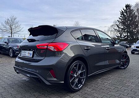 Ford Focus Lim. ST Performance