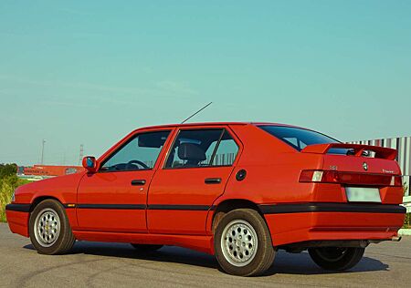 Alfa Romeo 33 Alfa 33 1.7 16v Quadrifoglio Permanent QV P4