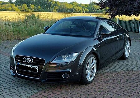 Audi TT Coupe Diesel Coupe 2.0 TDI quattro