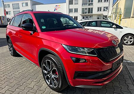 Skoda Kodiaq RS 4x4 TDI°7 SITZE°AHK°PANORAMA°STANDHZG.