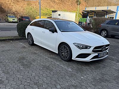 Mercedes-Benz CLA 200 d 4Matic Shooting Brake 8G-DCT AMG Line