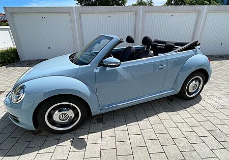 VW Beetle Volkswagen The Cabriolet 1.4 TSI Design