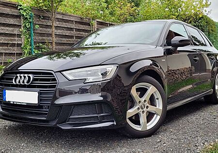 Audi A3 35 TFSI cylinder on demand Sportback S tronic s