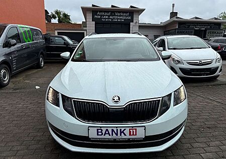 Skoda Octavia Combi Style NAVI TEILLEDER RELING !!!