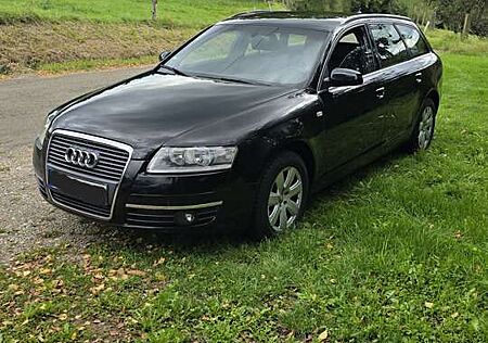 Audi A6 * Avant * 2.4l
