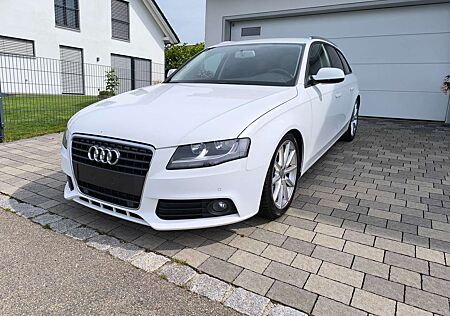 Audi A4 Avant 2.0 TDI DPF multitronic Ambition