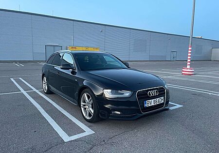 Audi A4 S line Sportpaket / plus