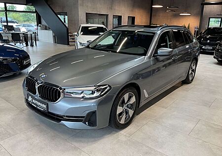 BMW 540 d Touring xDr. DAB H&K Leder LiveC. Pano 360°