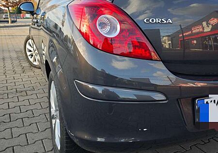 Opel Corsa 3-Türer 1.4 16V Innovation