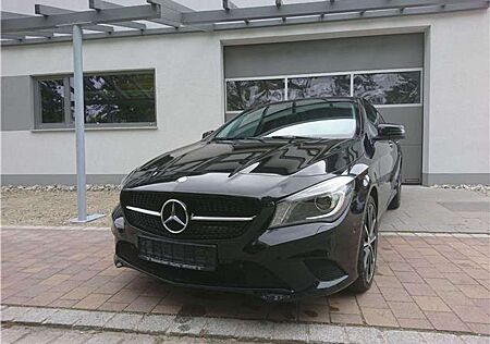 Mercedes-Benz CLA 200 Shooting Brake Urban