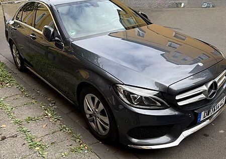Mercedes-Benz C 220 (BlueTEC) d 7G-TRONIC AMG Line