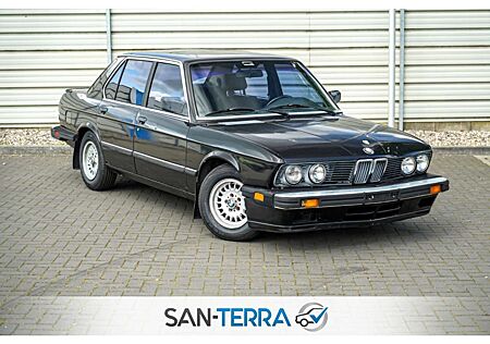 BMW 535 is RESTAURATIONSPROJEKT*SPORTPAKET*SCHIEBEDACH*LED