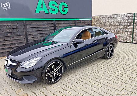 Mercedes-Benz E 250 CDI Coupe - Sport Paket - Leder / Navi