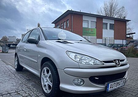 Peugeot 206 GrandFilou Cool,Automatik,Klimaautomatik,5Türig