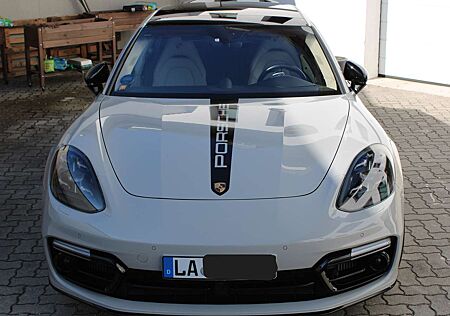 Porsche Panamera Turbo Sport Turismo