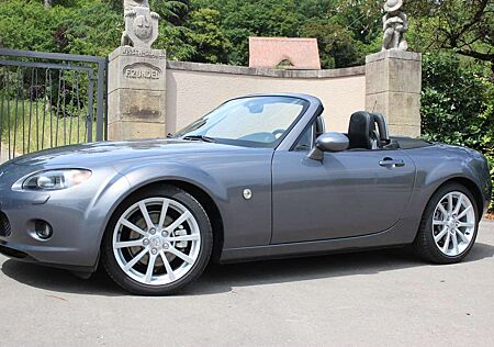 Mazda MX-5 2.0 MZR Expression, Bose, Xenon, nur Sommer