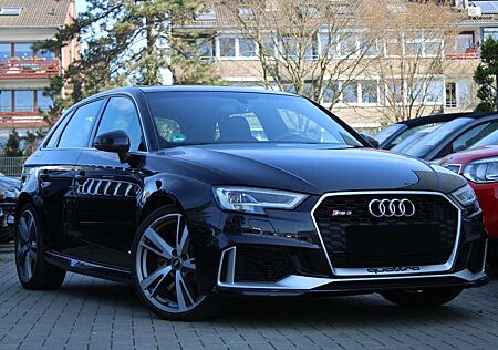 Audi RS3 Sportback 2.5 TFSI quattro/1.Hd/Pano/Leder