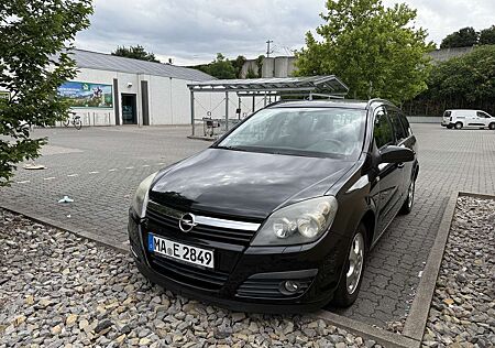 Opel Astra 1.6 Caravan Benzin + LPG