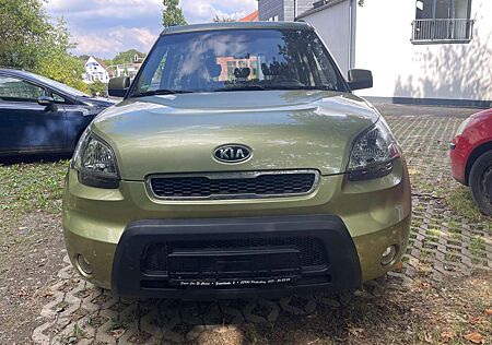Kia Soul Vision ,Klima, AHK,MFL,PDC hinten , Tüv Neu