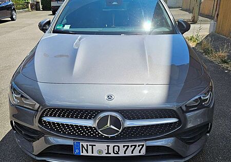 Mercedes-Benz CLA 200 CLA Shooting Brake Shooting Brake 7G-DCT AMG Line