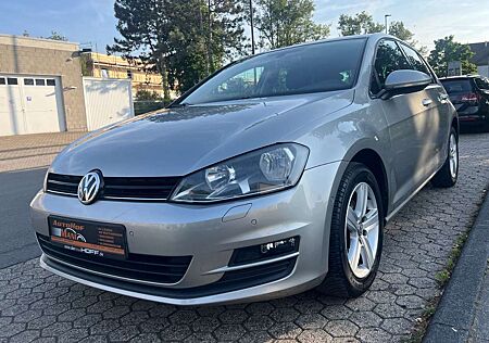 VW Golf Volkswagen VII Lim. Comfortline BMT/TÜV Neu/Navi/Leder