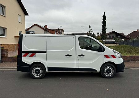 Renault Trafic Kasten L1H1 2,7t Komfort Werkstatt+Regale