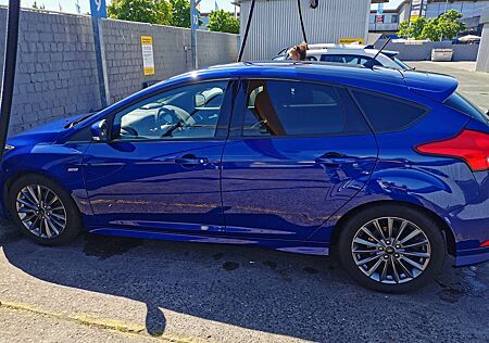 Ford Focus Fließ. 1.0 EcoBoost Start-Stopp-System ST